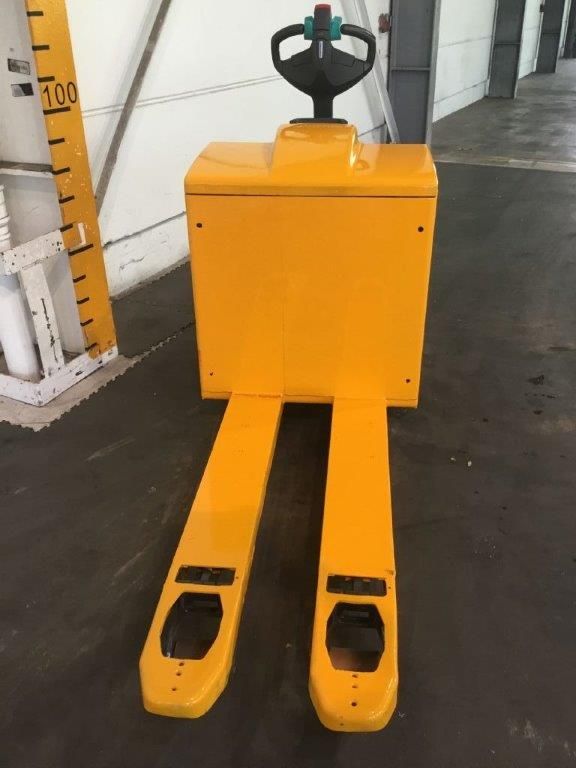 Jungheinrich-EJE 225-Deichselstapler-www.gabelstapler-finger.com