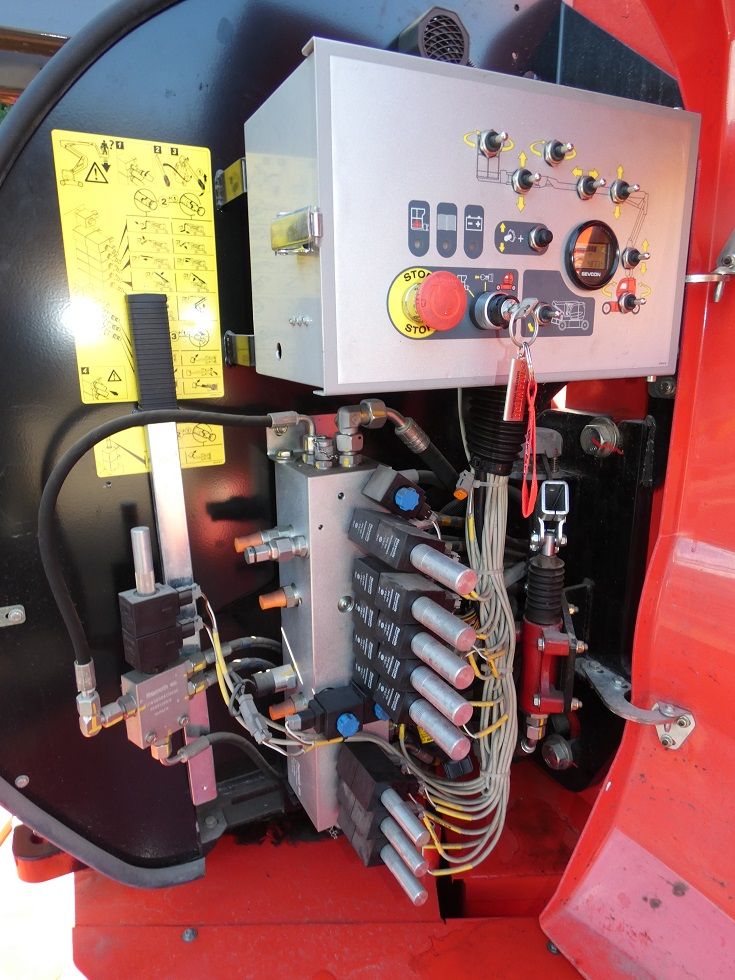 Manitou 150AETJC 3 D Gelenkarbeitsb�hne fischer-gabelstapler.de