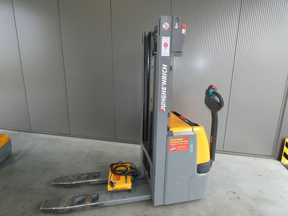 Jungheinrich EJC 212 i 290ZT Deichselstapler fischer-gabelstapler.de