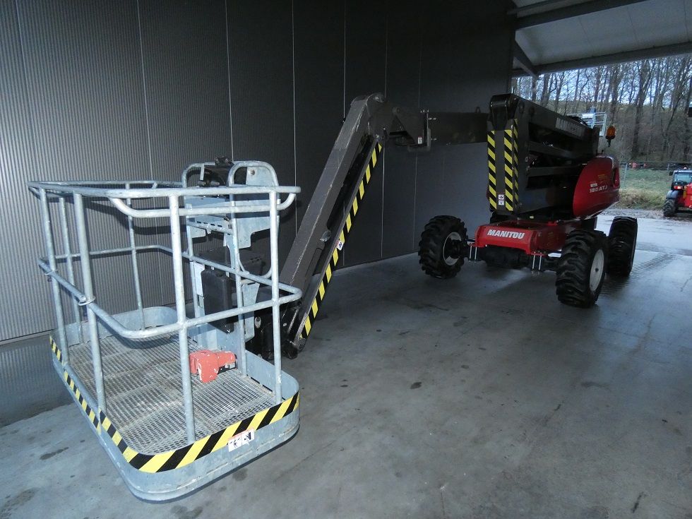 Manitou 180ATJRCPA Gelenkteleskopb�hne fischer-gabelstapler.de
