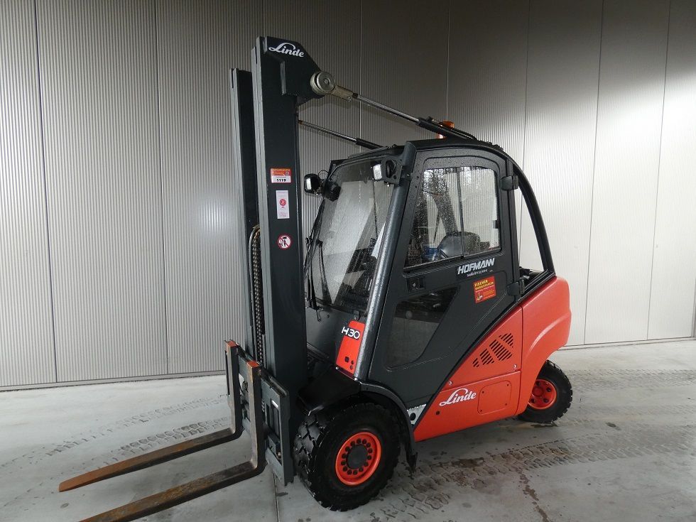 Linde H 30 D  Dieselstapler fischer-gabelstapler.de