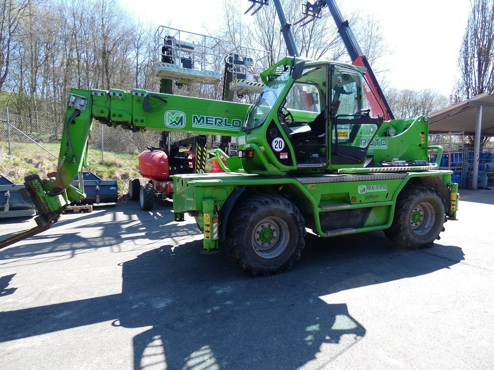Merlo Roto 45.21  Teleskopstapler drehbar fischer-gabelstapler.de