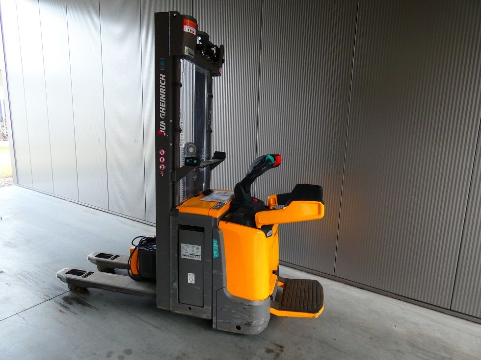 Jungheinrich ERC 214 Z 115 - 360 ZZ Fahrerstandstapler fischer-gabelstapler.de