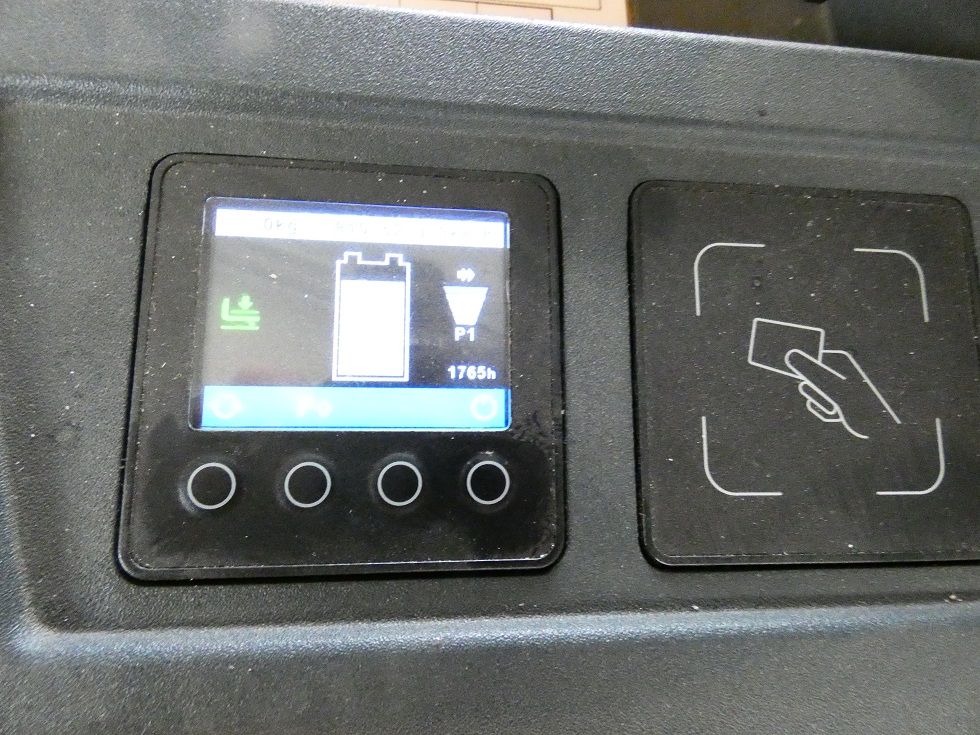 Jungheinrich ERC 214 Z 115 - 360 ZZ Fahrerstandstapler fischer-gabelstapler.de