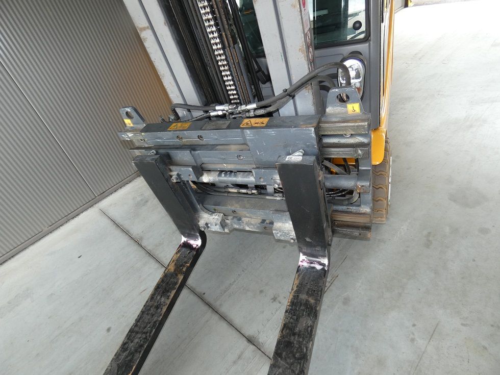 Jungheinrich EFG 220 Elektro 3 Rad-Stapler fischer-gabelstapler.de