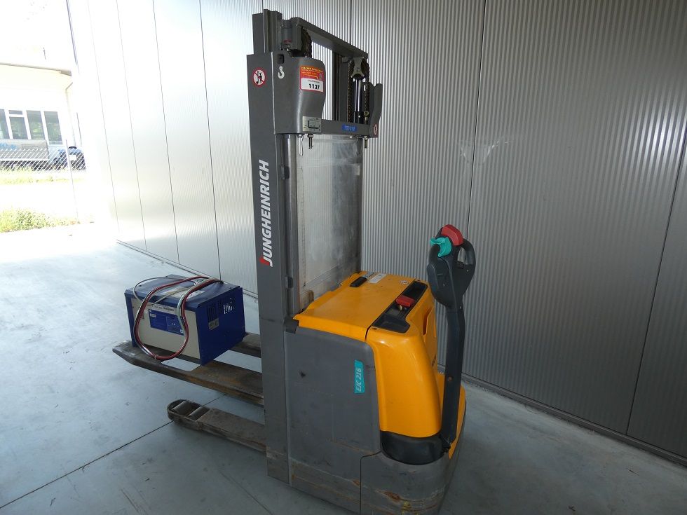Jungheinrich EJC 216 120 - 280 ZT Deichselstapler fischer-gabelstapler.de