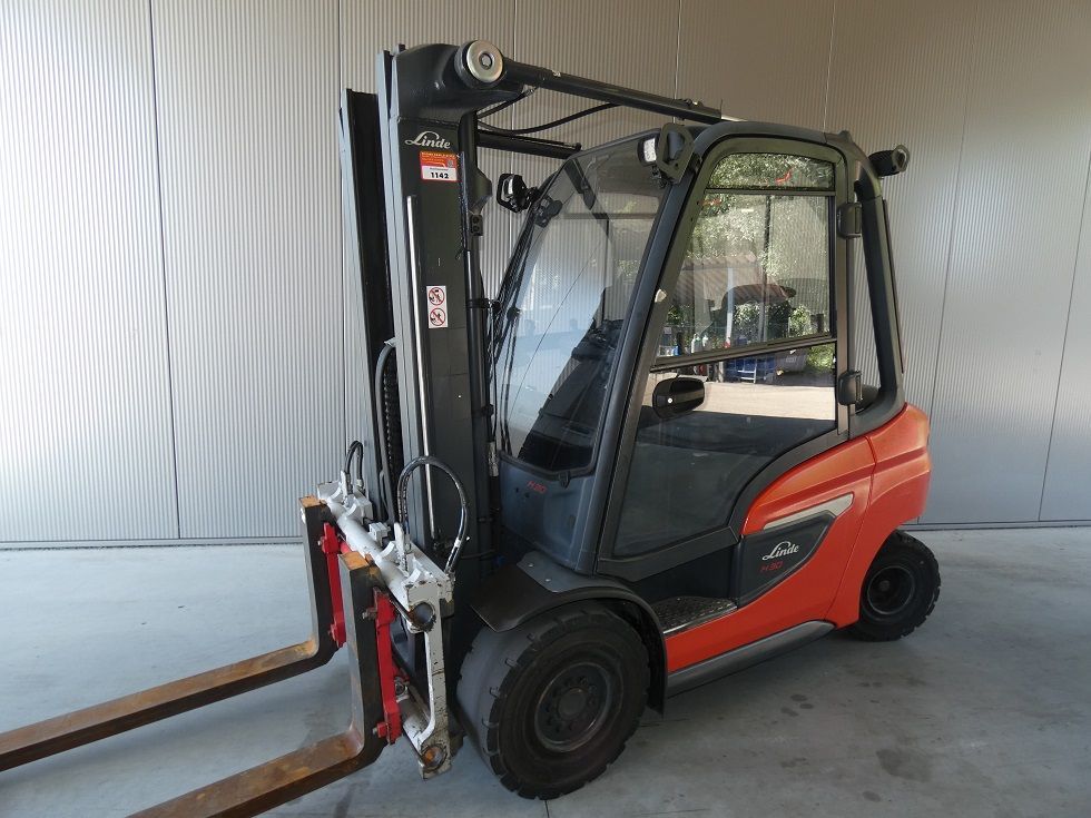 Linde H 30 D -01 Dieselstapler fischer-gabelstapler.de