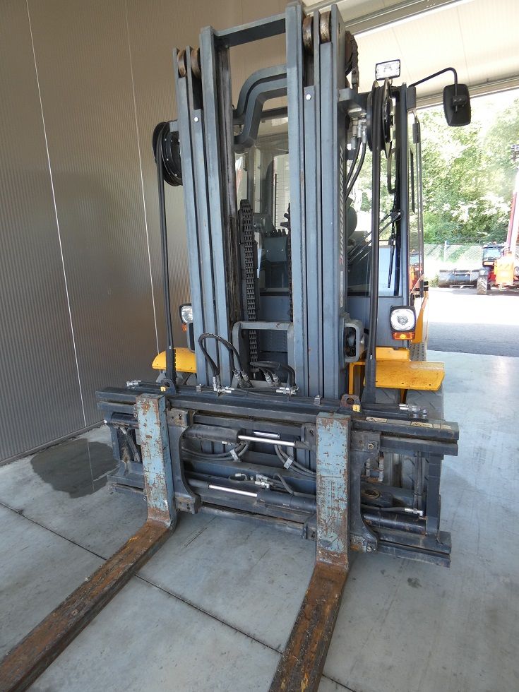 Jungheinrich TFG 680 Schwerlaststapler - Treibgas fischer-gabelstapler.de