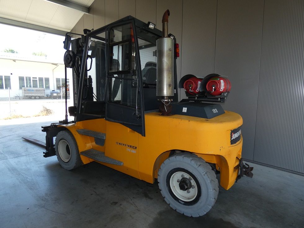 Jungheinrich TFG 680 Schwerlaststapler - Treibgas fischer-gabelstapler.de
