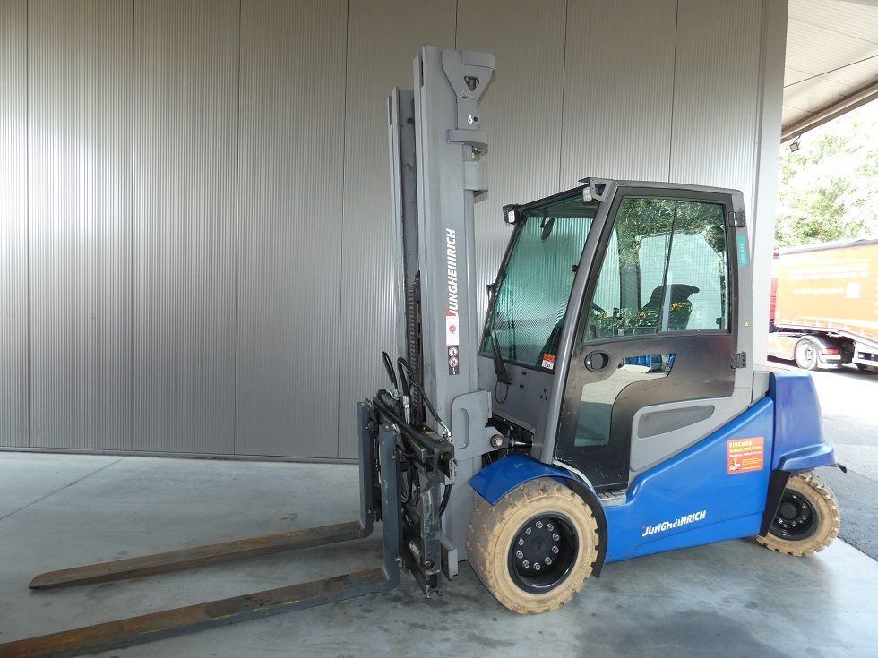 Jungheinrich EFG S 50 - 600 DZ Elektro 4 Rad-Stapler fischer-gabelstapler.de