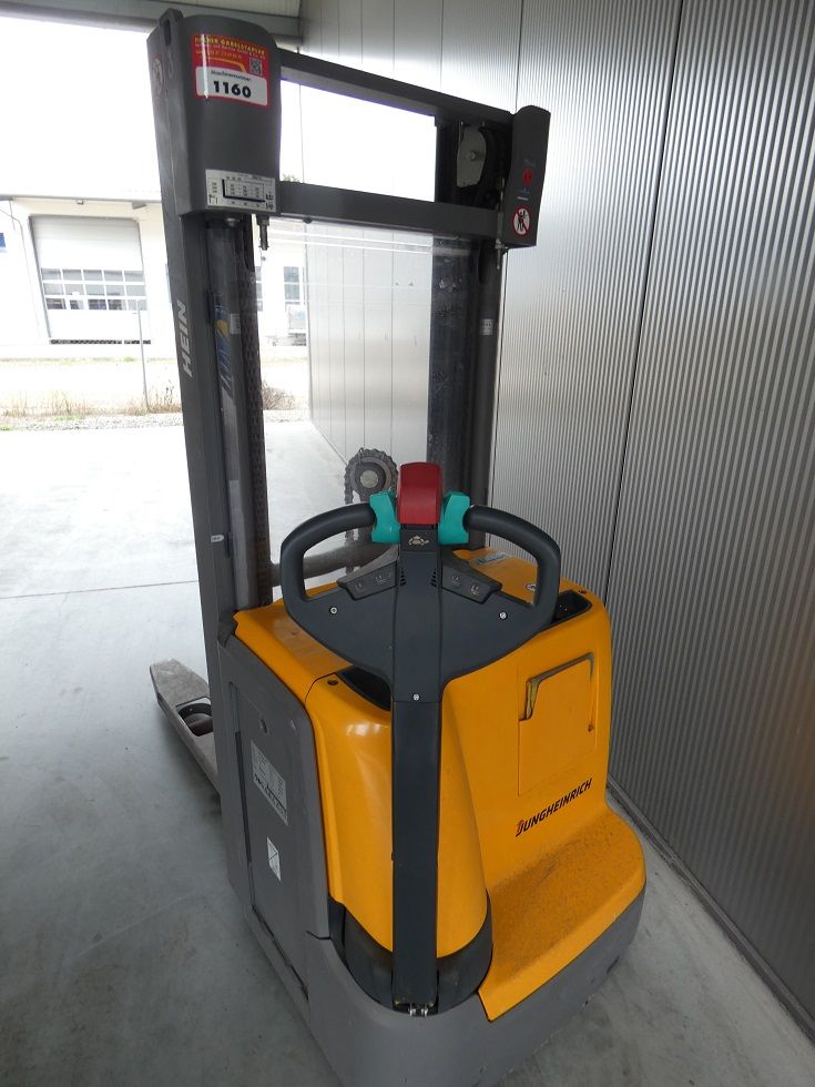 Jungheinrich EJC 212 - 430 DZ Deichselstapler fischer-gabelstapler.de