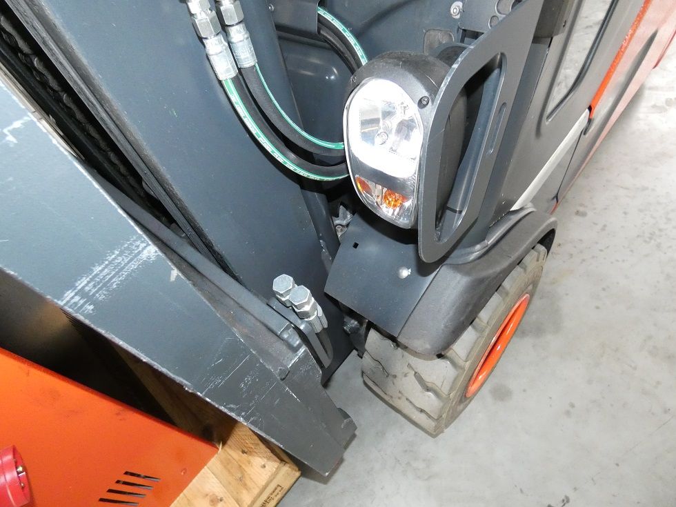 Linde E 18 L Elektro 3 Rad-Stapler fischer-gabelstapler.de