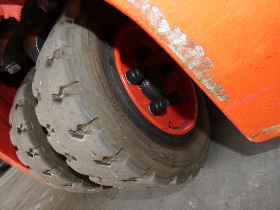 Linde E 18 L Elektro 3 Rad-Stapler fischer-gabelstapler.de