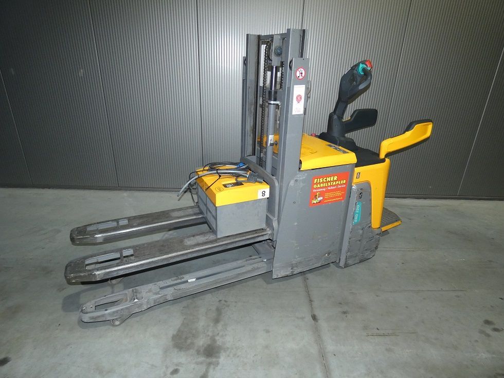 Jungheinrich ERD220KP G 119 - 201 ZT Doppelstockstapler fischer-gabelstapler.de