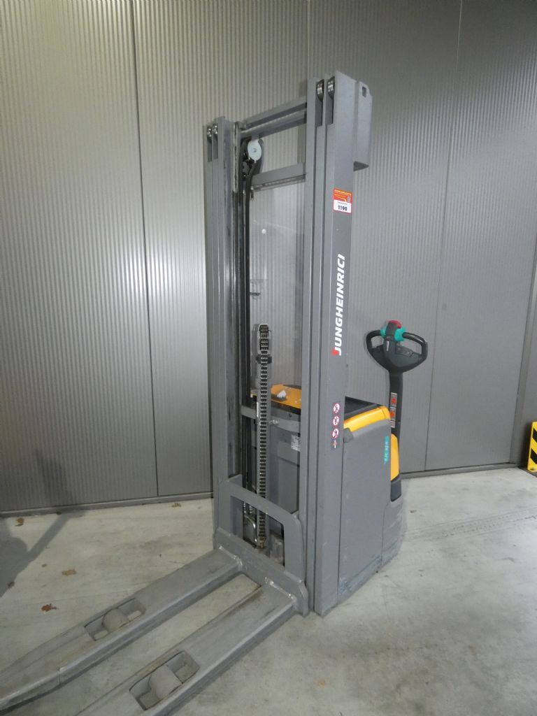 Jungheinrich EJC 214 -535 DZ Deichselstapler fischer-gabelstapler.de