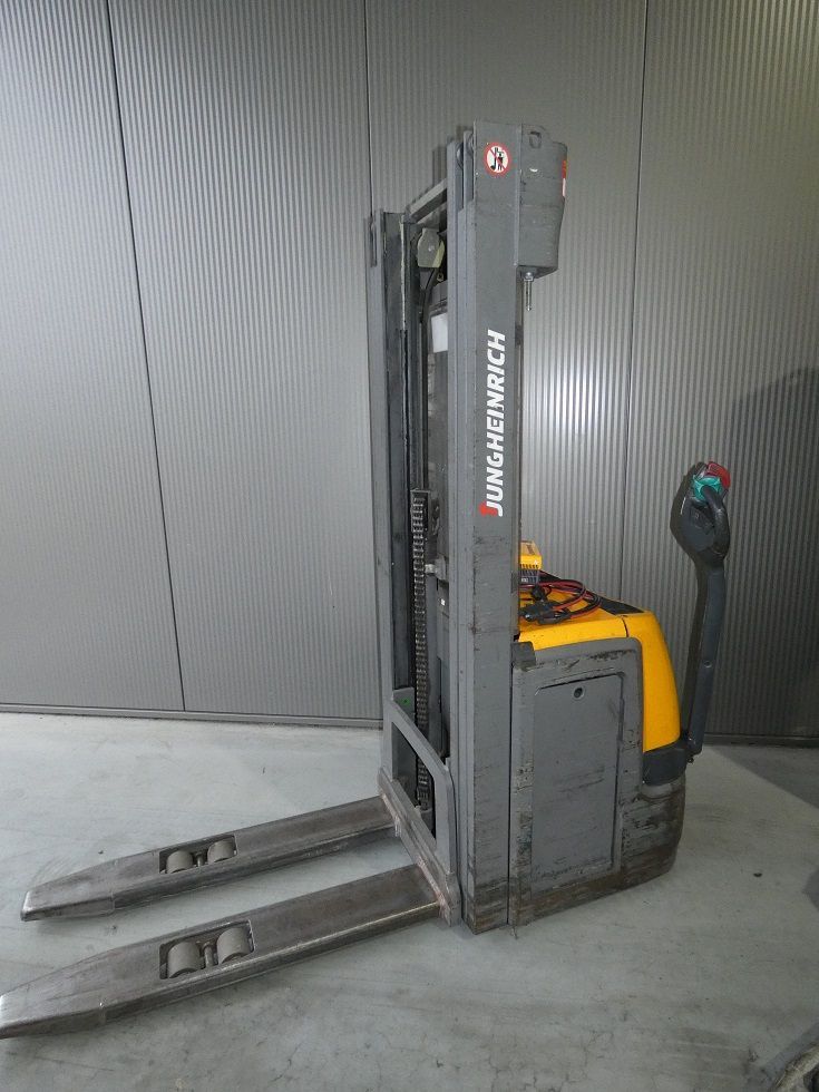 Jungheinrich EJC 212- 470 DZ Deichselstapler fischer-gabelstapler.de