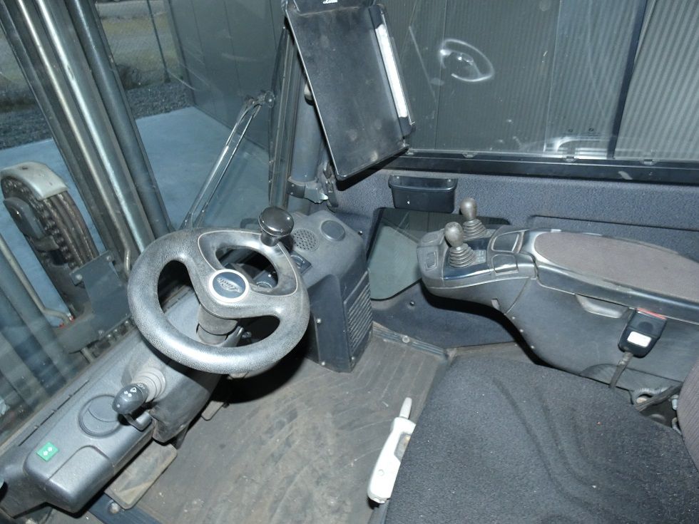 Linde H 30 D  Dieselstapler fischer-gabelstapler.de