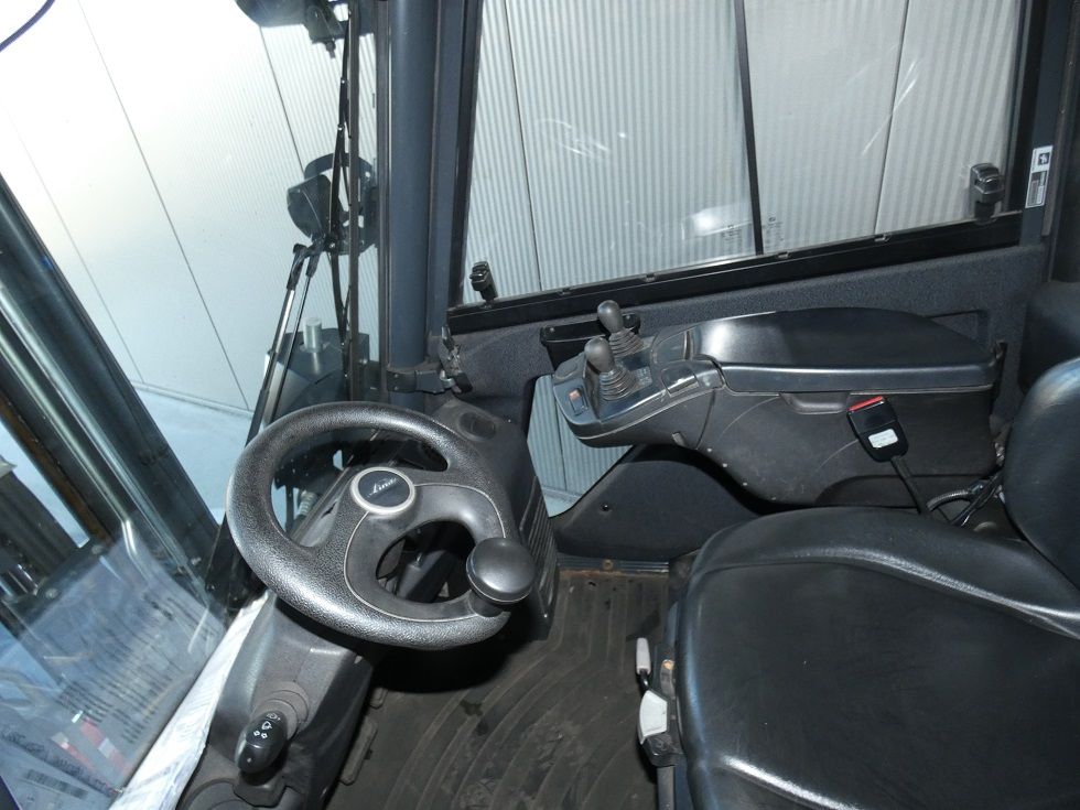 Linde H 25 D -02 Dieselstapler fischer-gabelstapler.de