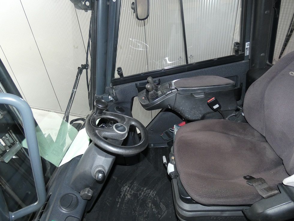 Linde H 30 D - 02 - 393 Dieselstapler fischer-gabelstapler.de