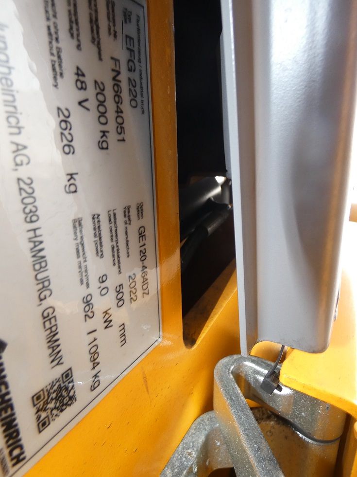 Jungheinrich EFG 220 - 464 DZ Elektro 3 Rad-Stapler fischer-gabelstapler.de