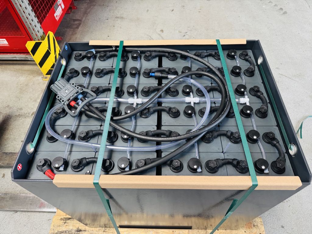 *Sonstige-48V Batterie 775AH NEU Bj.2025-Antriebsbatterie-www.fleischmann-foerdertechnik.de