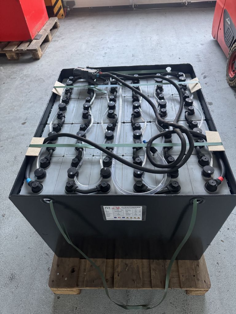 *Sonstige-48V Batterie 750AH Bj.2022-Antriebsbatterie-www.fleischmann-foerdertechnik.de