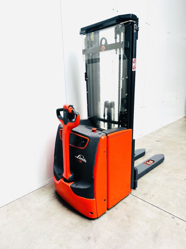 Linde-L 16 Triplex Batterie Bj.20-Hochhubwagen-www.fleischmann-foerdertechnik.de