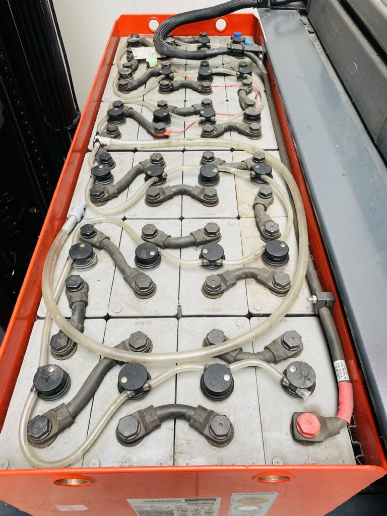 Linde-R 20 -01-Schubmaststapler-www.fleischmann-foerdertechnik.de