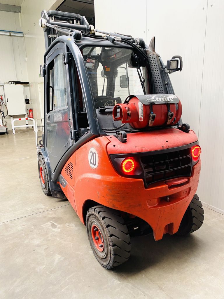 Linde-H 30 T-02 EVO Triplex STVO-Treibgasstapler-www.fleischmann-foerdertechnik.de