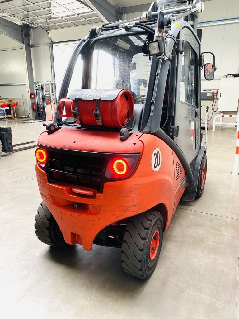 Linde-H 30 T-02 EVO Triplex STVO-Treibgasstapler-www.fleischmann-foerdertechnik.de