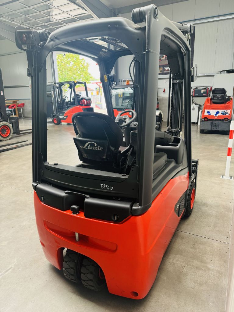 Linde-E 16-02 EVO Triplex -Elektro 3 Rad-Stapler-www.fleischmann-foerdertechnik.de