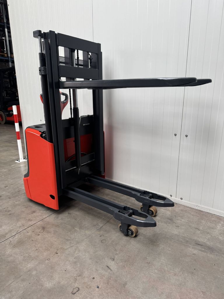 Linde-L 12 i Initialhub Duplex -Hochhubwagen-www.fleischmann-foerdertechnik.de