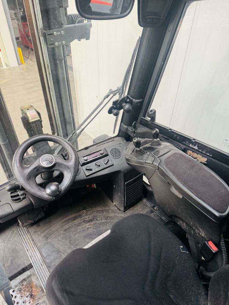 Linde-H 25 D-02/600 EVO 3B Triplex STVO-Dieselstapler-www.fleischmann-foerdertechnik.de