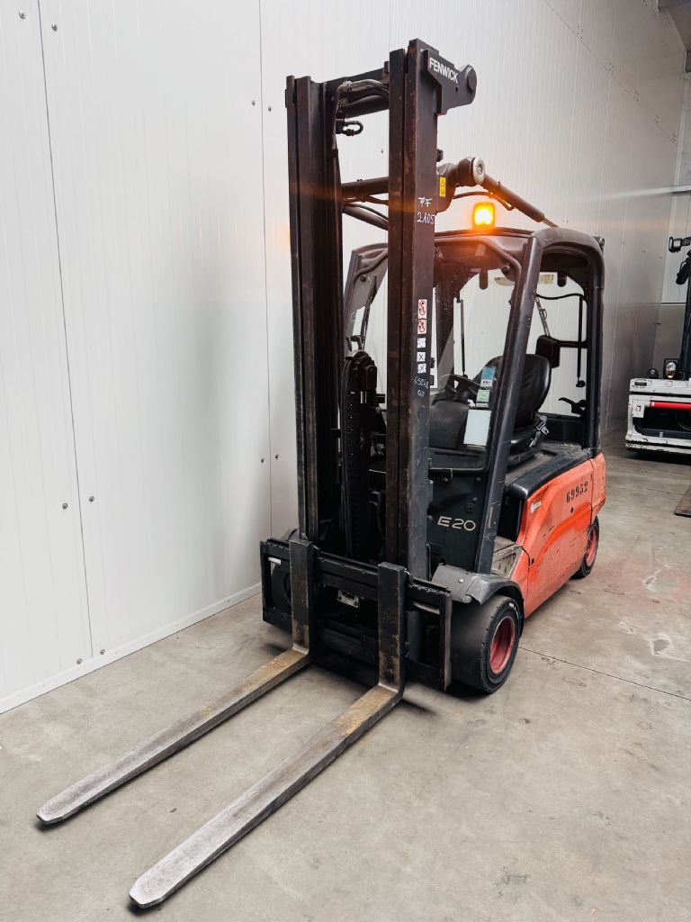 Linde-E 20 PL-01 Triplex Teilkabine -Elektro 4 Rad-Stapler-www.fleischmann-foerdertechnik.de