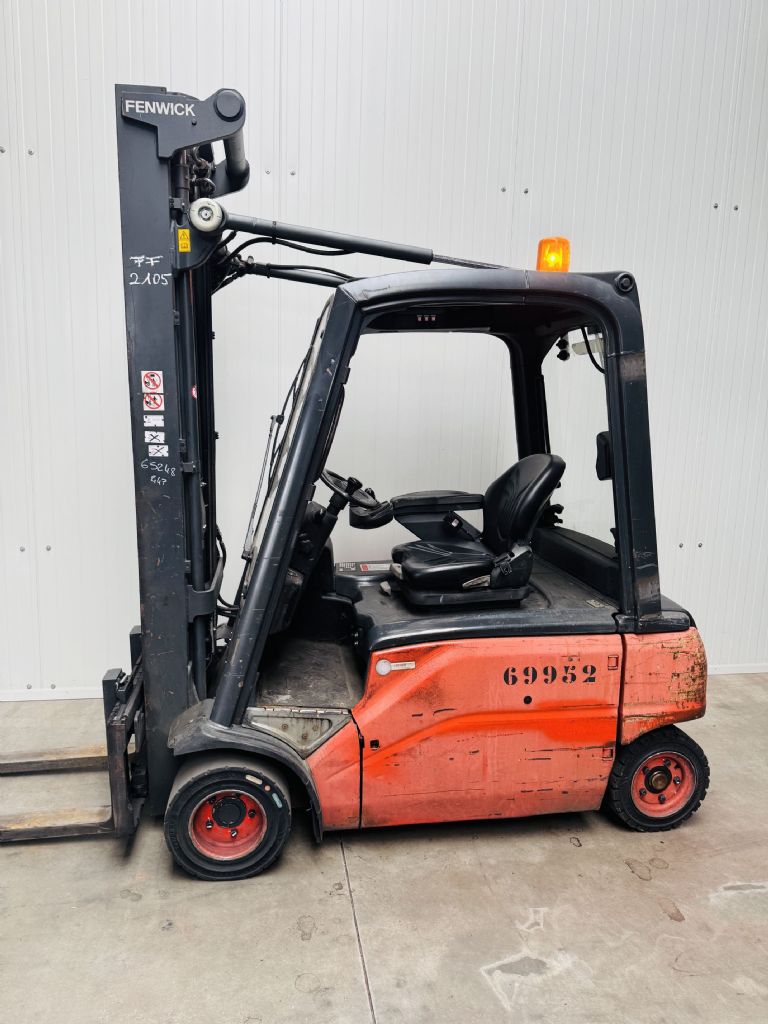 Linde-E 20 PL-01 Triplex Teilkabine -Elektro 4 Rad-Stapler-www.fleischmann-foerdertechnik.de