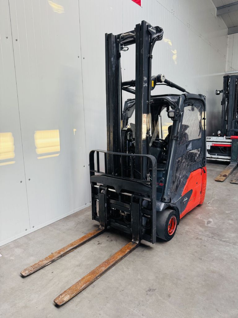 Linde-E 18-02 EVO Triplex ZVG  -Elektro 3 Rad-Stapler-www.fleischmann-foerdertechnik.de