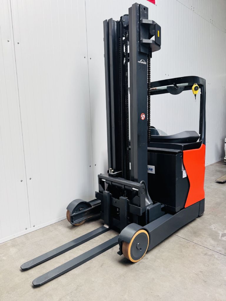 Linde-R 20 -01 Triplex Batterie Bj.20 89%-Schubmaststapler-www.fleischmann-foerdertechnik.de