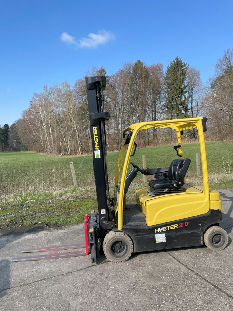 Hyster J2.0XN LWB Elektro 4 Rad-Stapler flurfoerdertechnik-sachsen.de