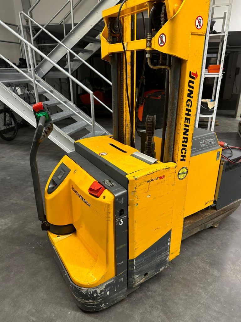 Jungheinrich EJCz16 High Lift stacker www.fm-foerdertechnik.com