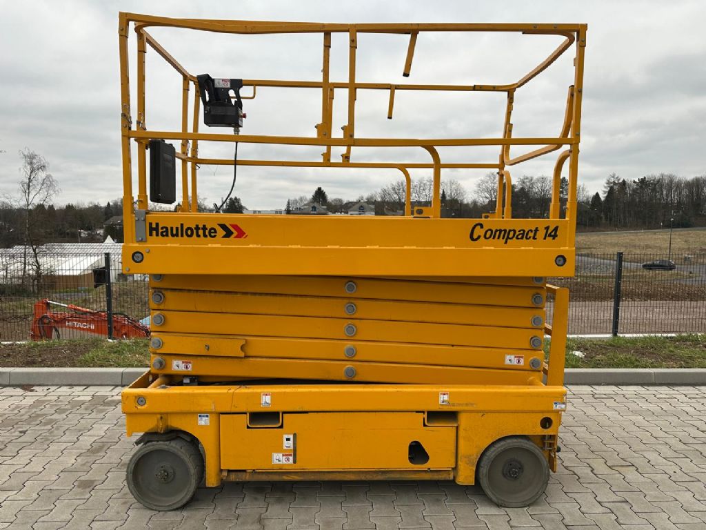 Haulotte Compact14 Scissor Lifts www.fm-foerdertechnik.com