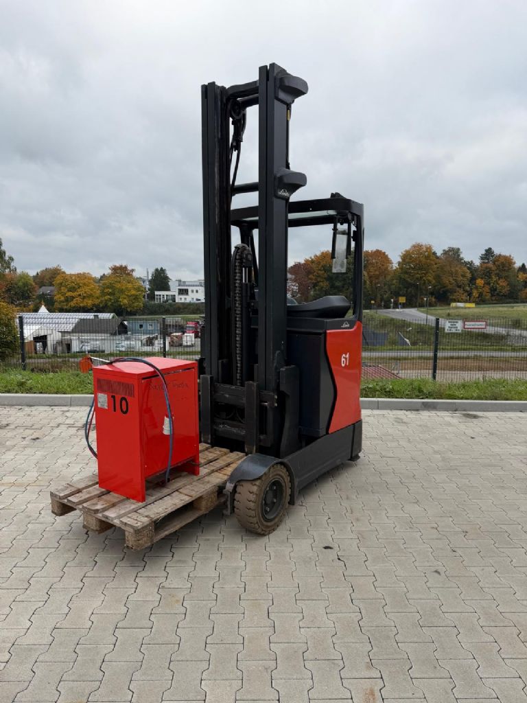 Linde R14G Reach Truck www.fm-foerdertechnik.com