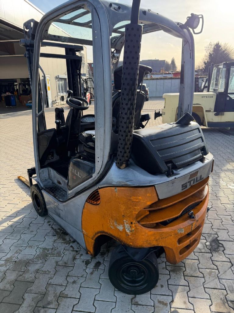 Still RX70-16D Diesel Forklift www.fm-foerdertechnik.com Still RX70-16D Diesel Forklift www.fm-foerdertechnik.com