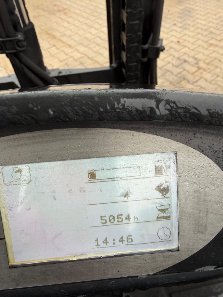 Still RX70-16D Diesel Forklift www.fm-foerdertechnik.com Still RX70-16D Diesel Forklift www.fm-foerdertechnik.com