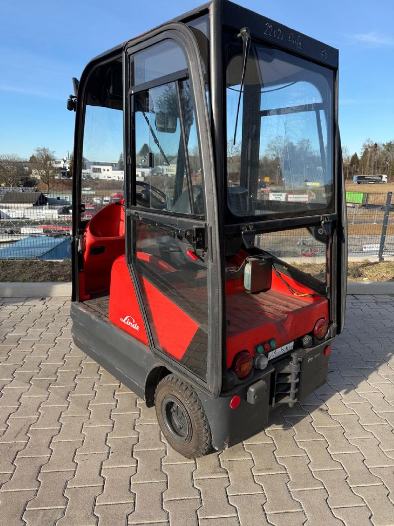 Linde P60Z Schlepper www.fm-foerdertechnik.com Linde P60Z Schlepper www.fm-foerdertechnik.com