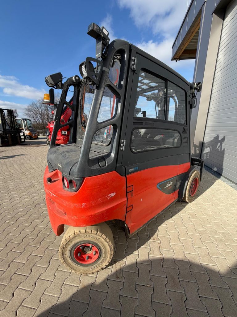 Linde E50L-01/600 Elektro 4 Rad-Stapler www.fm-foerdertechnik.com