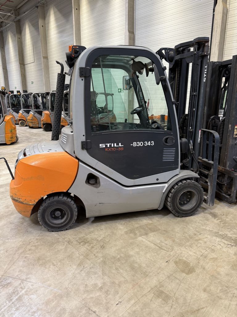 Still-RX 70-35 / 3109 Std. / Ex Bundeswehr-Dieselstapler-www.forkliftcenter-bremen.de