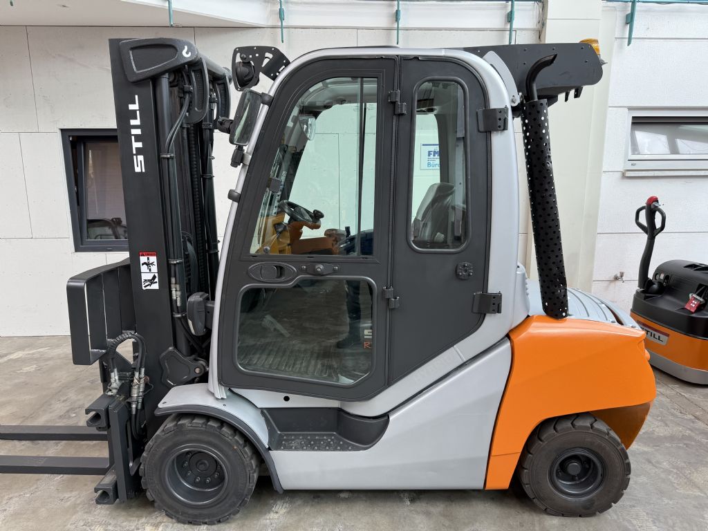 Still-RX 70-35 / ZVG + SS / 5870 -Dieselstapler-www.forkliftcenter-bremen.de