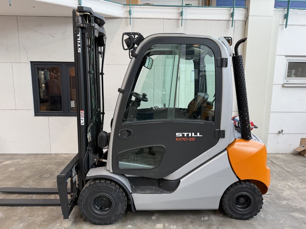 Still-RX 70-25 / Kabine / 5186 Std. -Dieselstapler-www.forkliftcenter-bremen.de