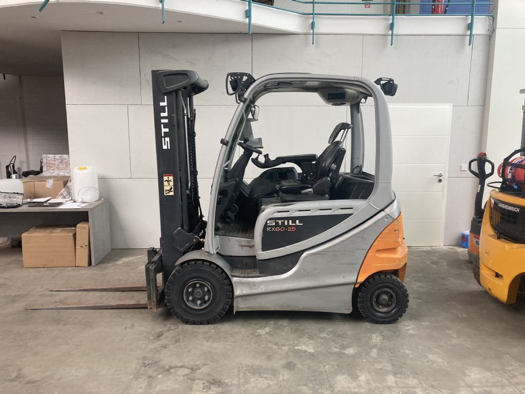 Still-RX 60-25 / 4365 Std. -Electric 4-wheel forklift-www.forkliftcenter-bremen.de