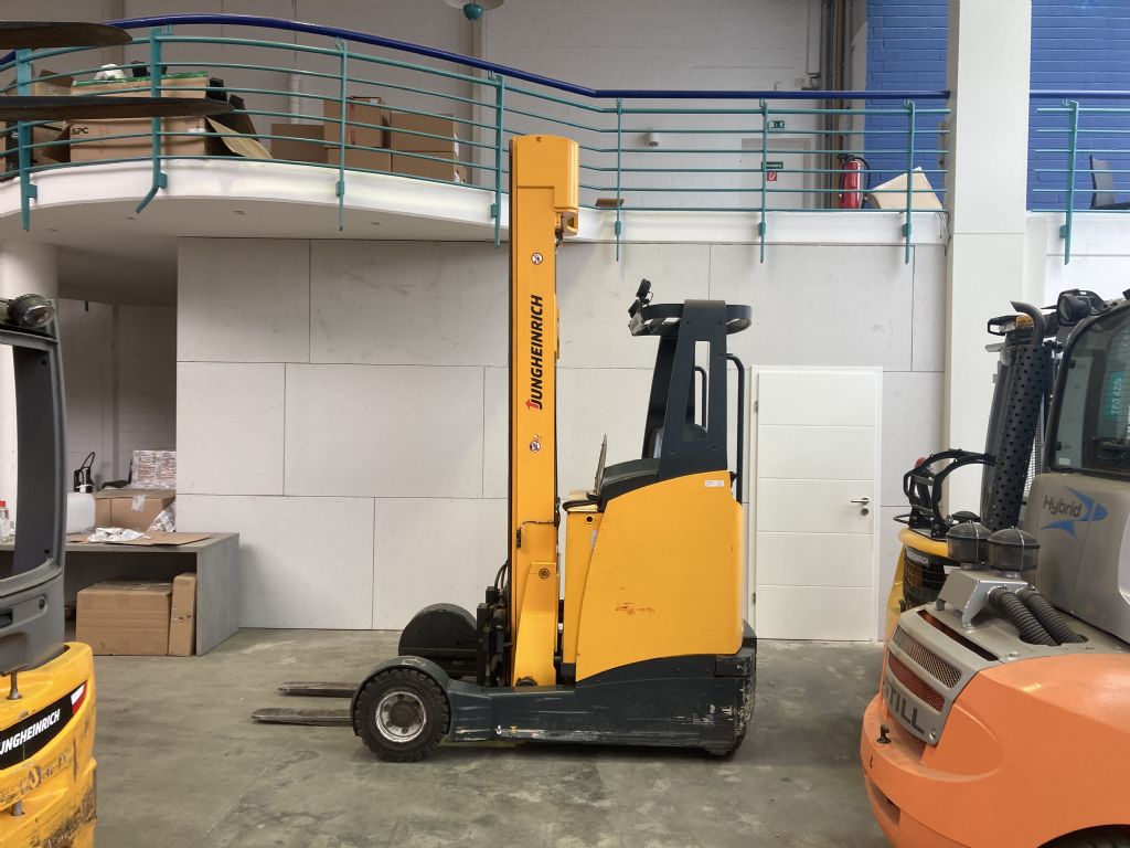 Jungheinrich-ETVC 20 / 5730 Std. -Schubmaststapler-www.forkliftcenter-bremen.de